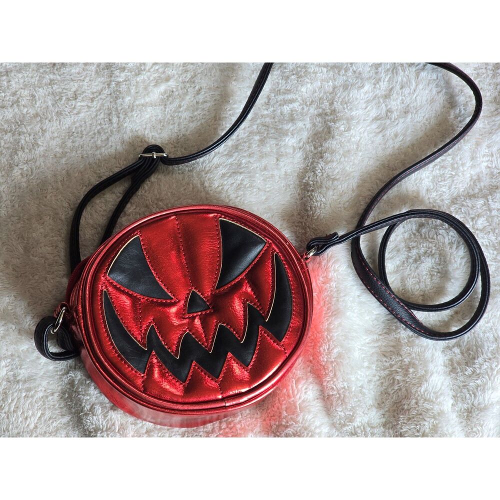 Love Pain and Stitches Pumpkin Kult Metallic Red Crossbody Bag Jack O Lantern